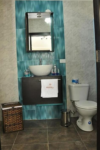 Bathroom, Hotel Tababela Land, Quito