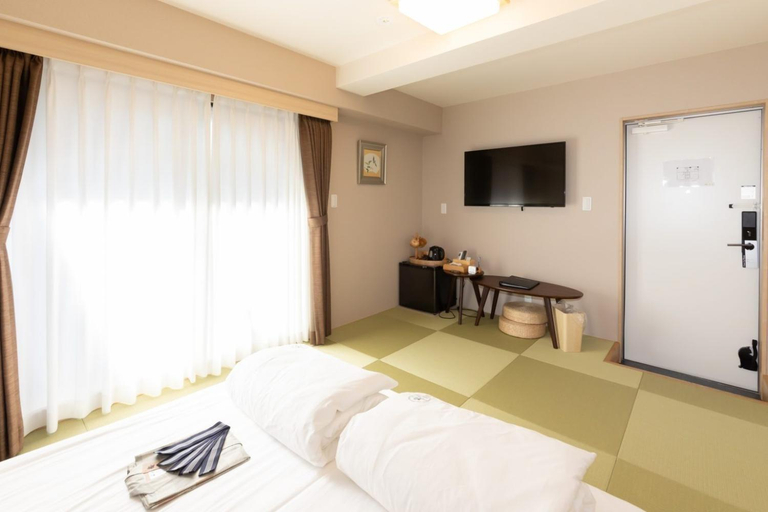 Others 5, Light hotel, Katsushika