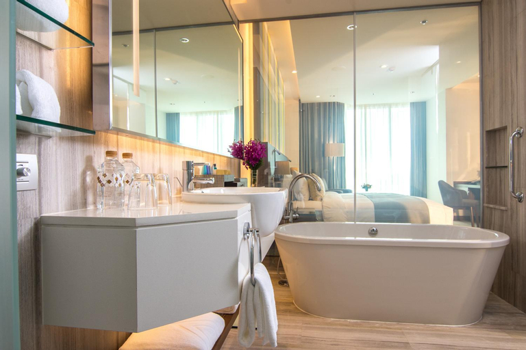 Bathroom 4