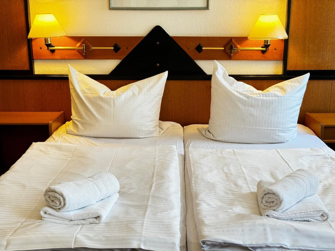 Bedroom 3, Hotel Zur Eiche, Zwickau
