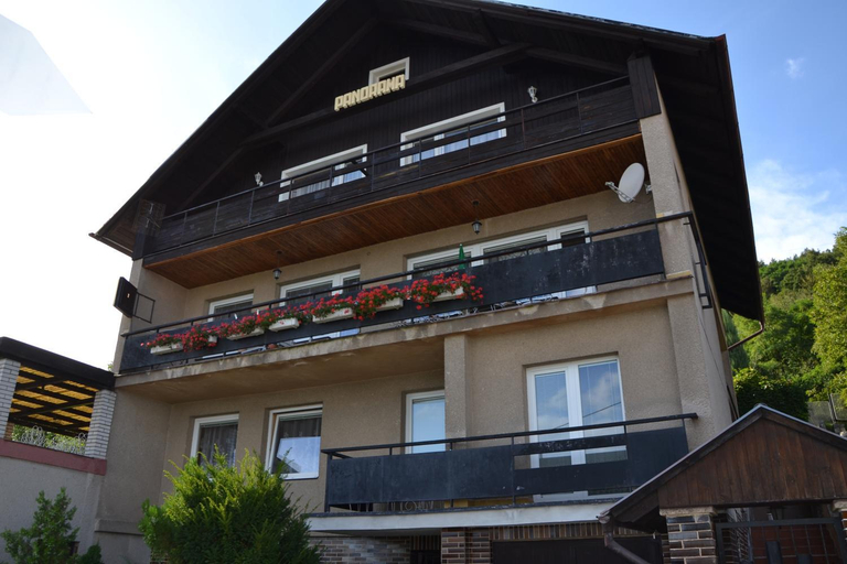 Others 3, Penzion Panorama, Beroun