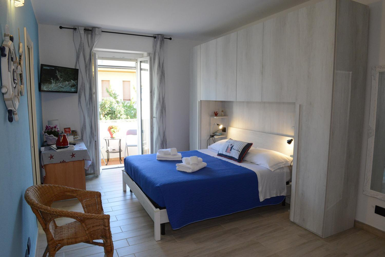 Bedroom 2, B&B LaMarina, Sassari