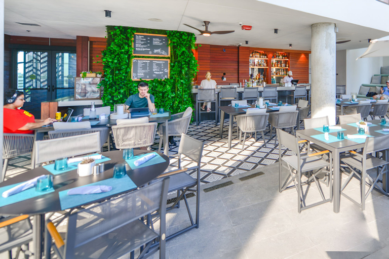 Food & Drinks 4, Beautiful Studio Near Bayfront Park, Miami-Dade