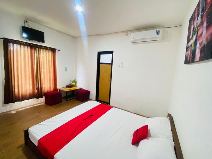 Bedroom 13