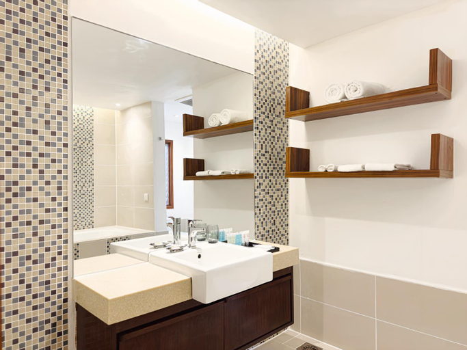 Bathroom 29