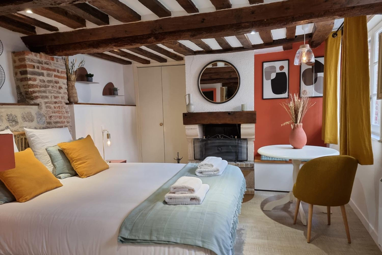 Others 2, Le Temps d’une Pause Cosy with Fireplace Honfleur Centre, Calvados