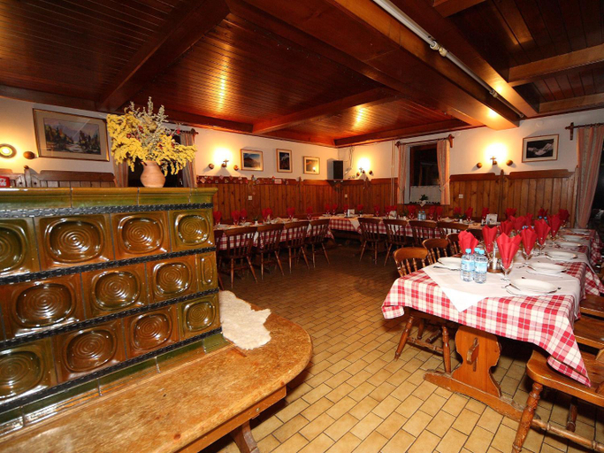 Others 2, PLANINSKA KOCA NA GOZDU, Kranjska Gora