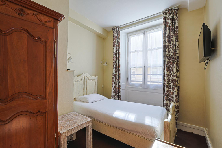 Bedroom 3, Hotel Francois d'O, Calvados