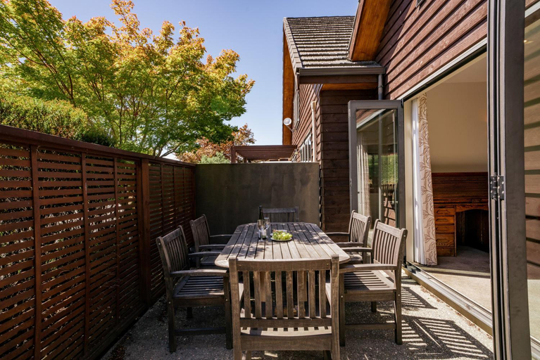 Others 4, Heritage Villa 10 - Wanaka Holiday Home, Queenstown-Lakes