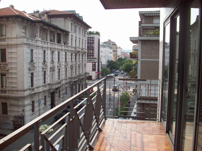 Others 5, Apartment Nido Stazione, Bergamo