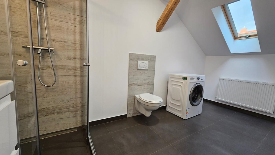 Others 3, YFB I 130m2 Designwohnung mit 2 Badern, Gera