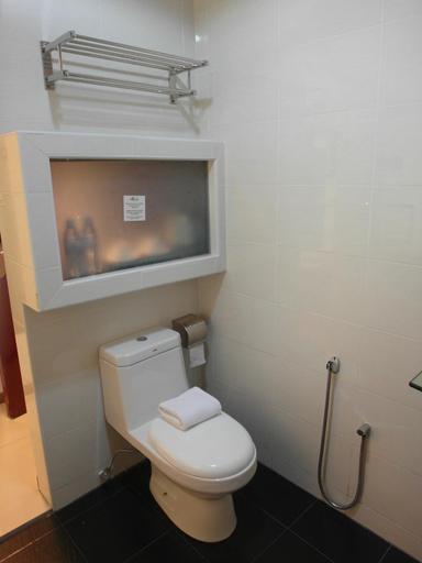 Bathroom 3, Bahagia Hotel Langkawi, Langkawi