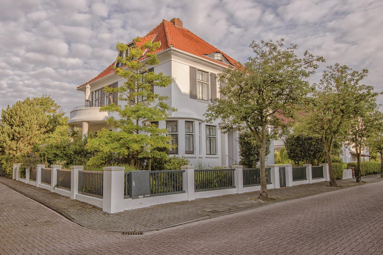 Others 3, Hotel Haus Norderney, Aurich