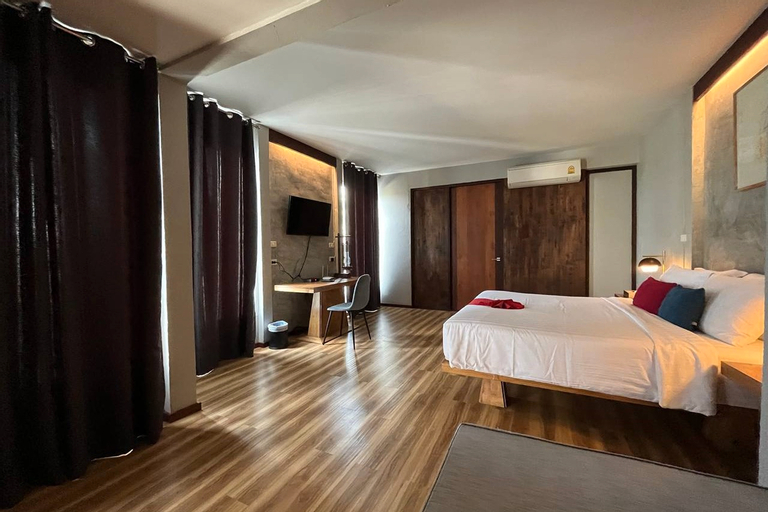 Bedroom 15