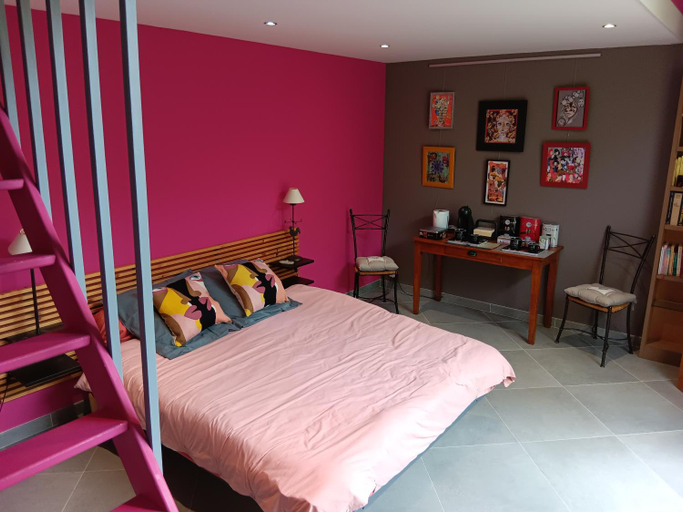 Others 5, LA BARAQUE, Yonne