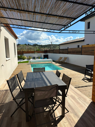 Others 5, Villa de vacances avec piscine, Hérault