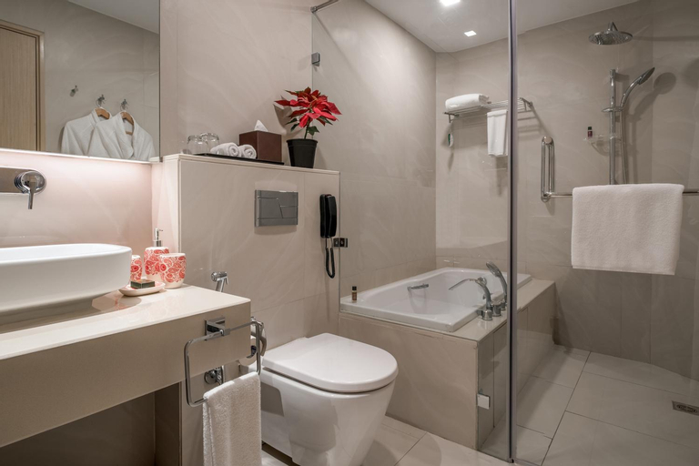 Bathroom 20
