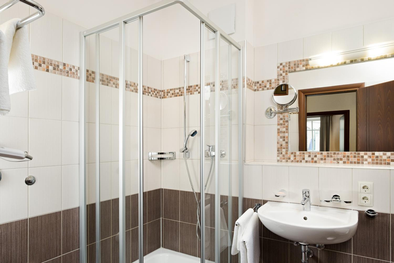 Bathroom 4