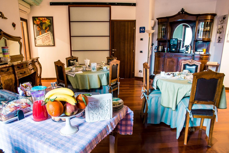 Food & Drinks 4, 10 Minutes B&B Bed & Breakfast, Verona