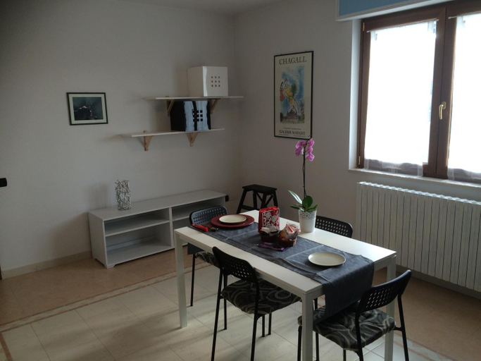 Others 2, B&B Camelie, Potenza