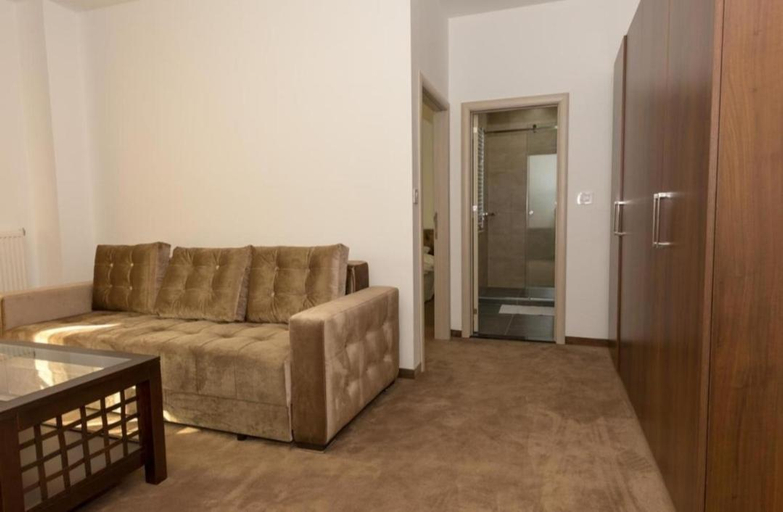 Others 5, LuxA Apartmani, Novi Pazar
