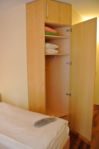 Bedroom 3, Town Hotel, Wiesbaden