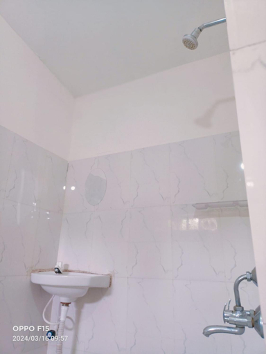 Bathroom, Streaming Valley Independent Coffee Estate Stay, Kodagu