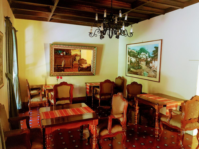 Food & Drinks 4, Casa Carmel Bed & Breakfast, ZONA 1