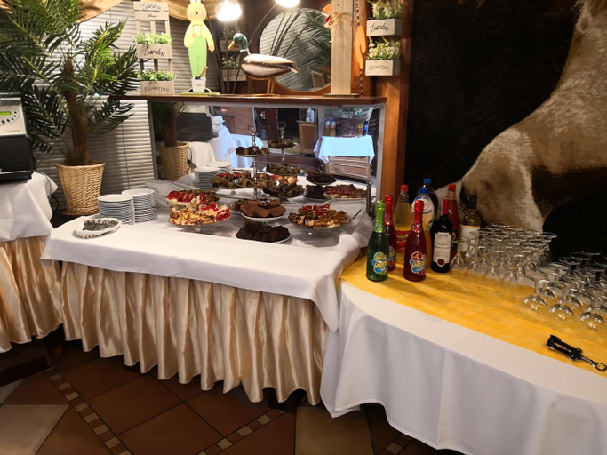 Others 5, HOTELIK Hacjenda, Środa Śląska