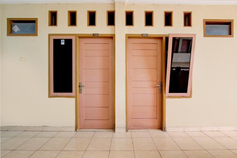 Public Area 1, OYO Life 93662 Kost Pak Budi, Sragen