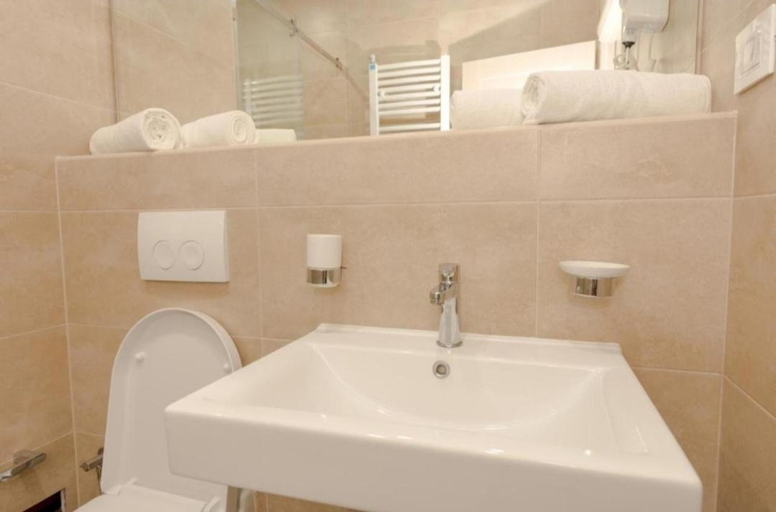Bathroom 3, LuxA Apartmani, Novi Pazar