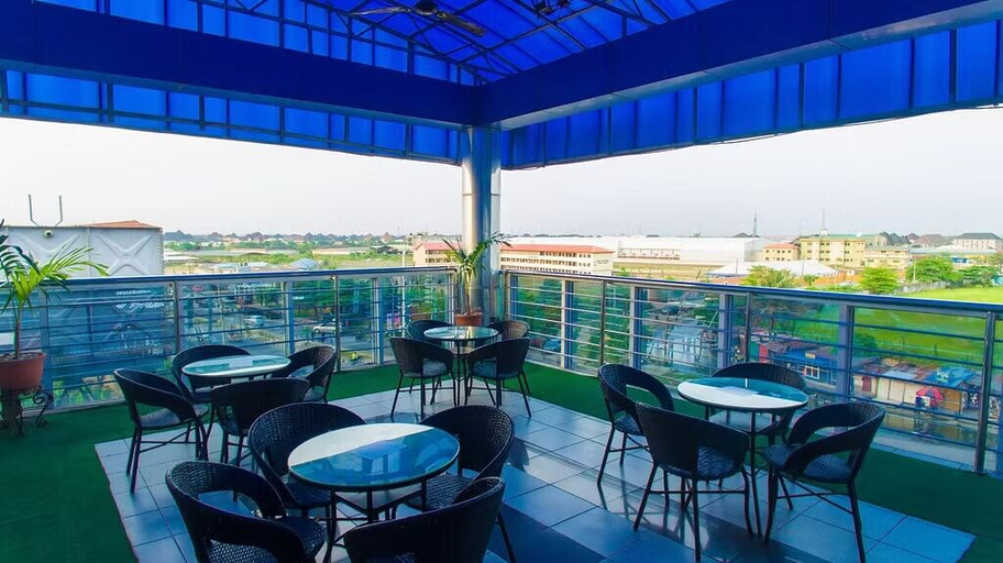 Food & Drinks 4, MountRoyal Centre Hotel and Suites, Ajeromi/Ifelodun
