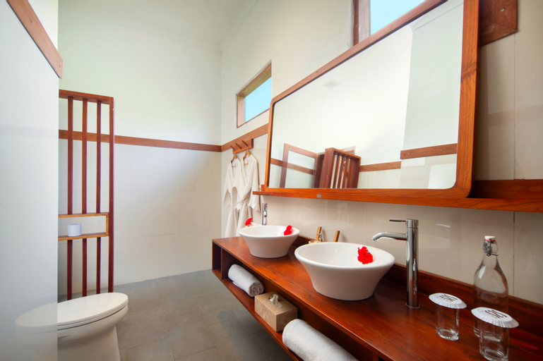 Bathroom 6
