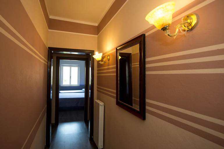 Others 4, Hotel Terranova, Pisa