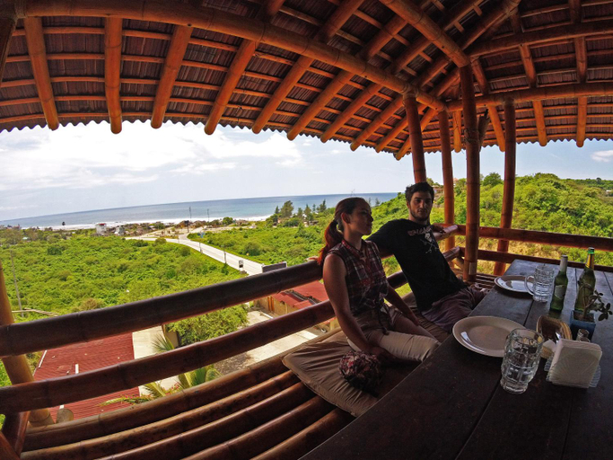 Food & Drinks 3, Punta Hills Montanita, Santa Elena