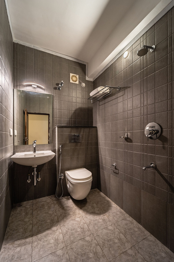 Bedroom 2, Rolling space, Viluppuram
