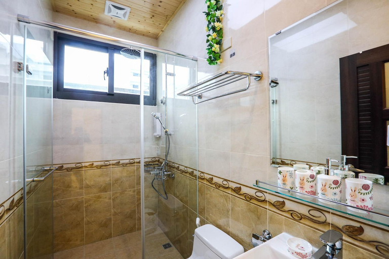 Bathroom 4, Happiness station , Hualien
