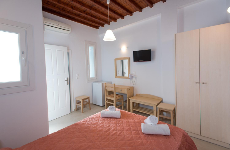 Bedroom 2, Florance Rooms, South Aegean