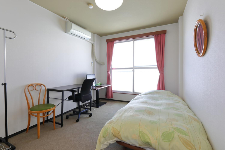Bedroom 2, Ishiuchi Ski Center, Minamiuonuma