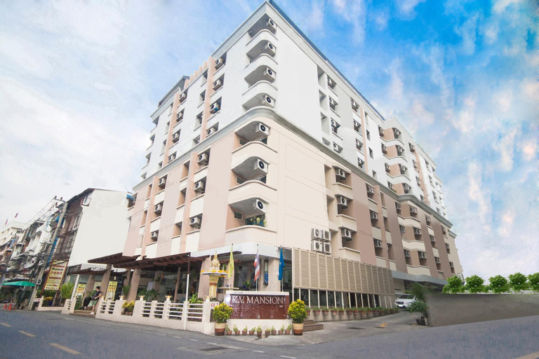 Exterior 5