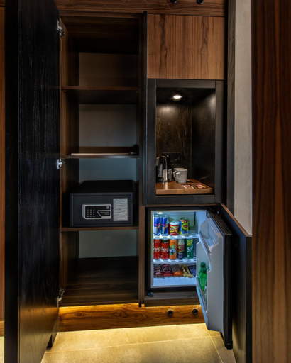 Others 5, Hotel Bosfora Plus, Beşiktaş
