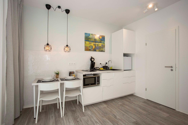 Others 5, Studio Apartments - zentral mit Hinterhof-Flair, Nürnberg