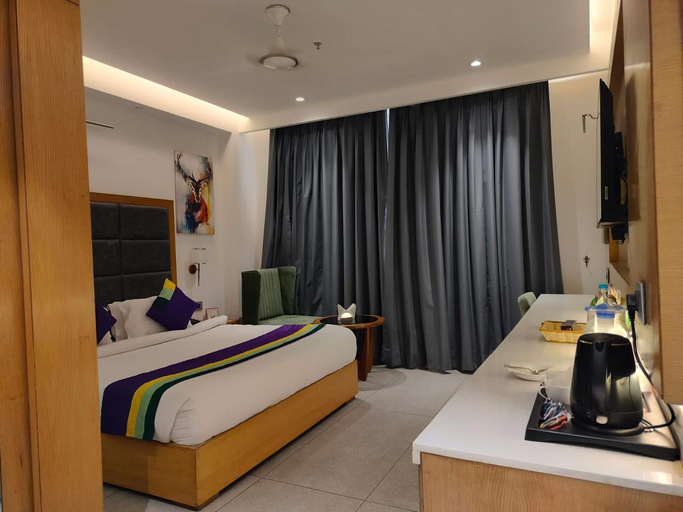 Bedroom 5, HOTEL TAMARIND, Sahibzada Ajit Singh Nagar