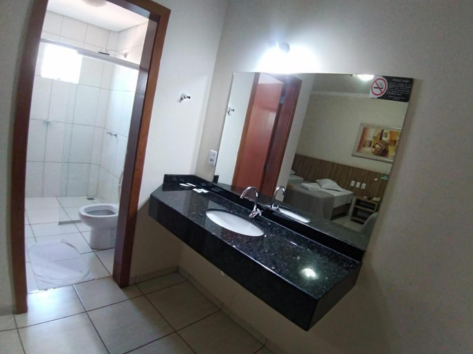 Bathroom, Hotel Talisma, Rondonópolis