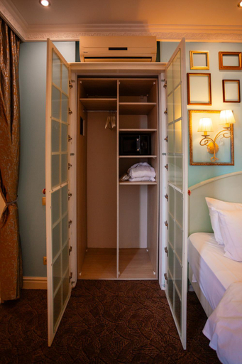 Bedroom 2, Piazza Boutique Hotel, Batumi