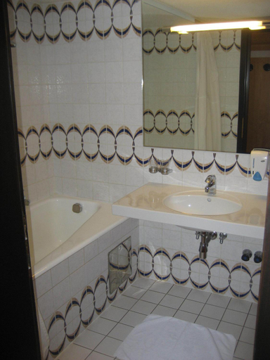 Bathroom 2, Hotel Leitgebhof, Innsbruck Land