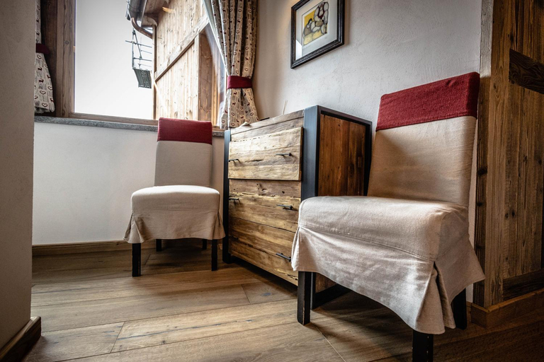 Others 4, Les Plaisirs d'Antan, Aosta