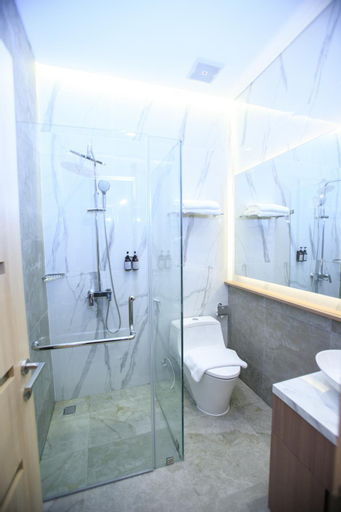Bathroom 21