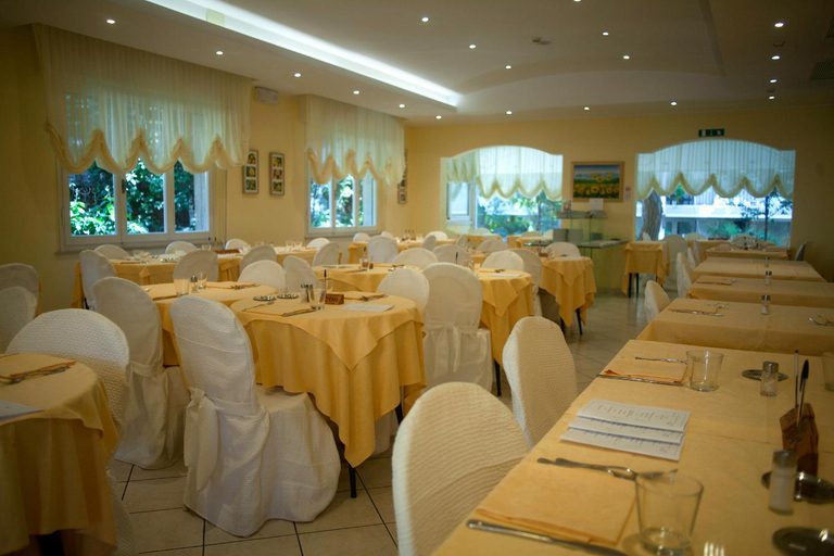 Food & Drinks 5, Cannes, Rimini