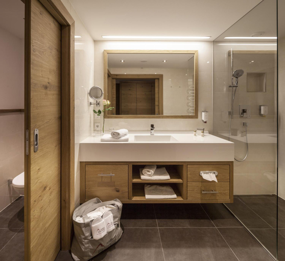 Bathroom 5, Superior Hotel Panorama, Sankt Johann im Pongau